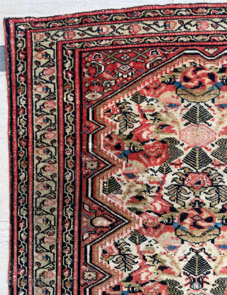 Circa 1880s Melayer Bag. Has thin woven quality. Size 80 x 105 cm. Please send me direct mail.

emreaydin10@icloud.com

Instagram - @emreaydinrug             