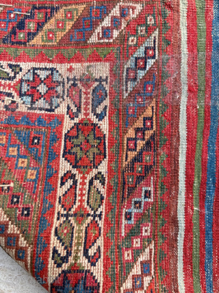 Late 19th century Persian Afshar Rug. Size 160 x 265 cm. Please send me direct mail.
emreaydin10@icloud.com
Instagram - @emreaydinrug