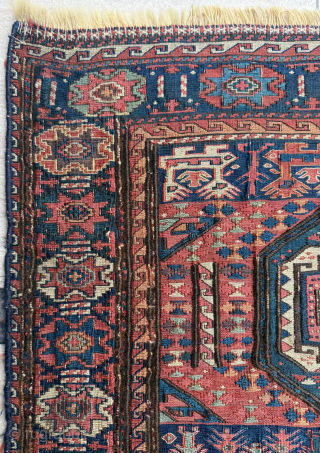Mid 19th century Shahsevsn Sumac Bagface
Size 56 x 69 cm
Please send me direct mail.
emreaydin10@icloud.com
Instagram - @emreaydinrug