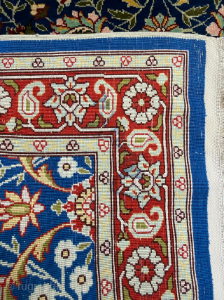 Mid 20th century Pure Silk Kayseri Rug. Great condition. Size 75 x 112 cm. Please send me direct mail.
emreaydin10@icloud.com
Instagram - @emreaydinrug