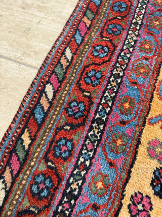 Late 19th century Persian Afshar rug. Size 133 x 170 cm. Please send me direct mail.

emreaydin10@icloud.com

Instagram - @emreaydinrug               