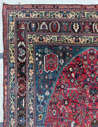 Late 19th century Persian Kashkuli Rug. Fine quality. Size 165 x 255 cm. Please send me direct mail.

emreaydin10@icloud.com

Instagram - @emreaydinrug             