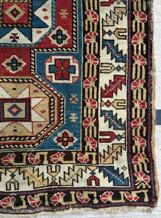 Late 19th century Caucasian Shirvan Rug. Size 87 x 130 cm. Please send me direct mail.
emreaydin10@icloud.com
Instagram - @emreaydinrug