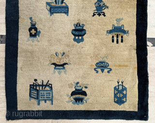 Circa 1880 Chinese Rug. Good condition. Size 80 x 162 cm. Please send me direct mail.

emreaydin10@icloud.com

Instagram - @emreaydinrug               