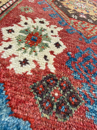 Circa 1840 - 1850 Anatolian Dazkiri Yastik. Great condition. Size 54 x 107 cm. Please send me direct mail.
emreaydin10@icloud.com
Instagram - @emreaydinrug