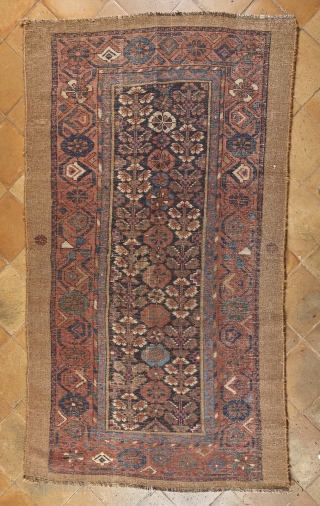 Antique real camel hair Hamadan rug (189x107cm) probably early 20th. Low but even pile and headens partially reduced (but this does not affect the design). Very fine wave and very flexible handle.  ...