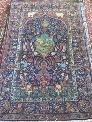 If anyone can identify the 4 types of kashan rugs in the pictures?                    