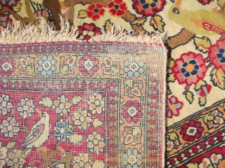 beautiful antique kerman 
140*200 good condition.
                           