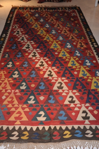 Wonderful antique Caucasian Kelim with gorgeous colours (aubergine!) and extremely nice and seldom iconography! Very good condition! ca. 342 x 166 cm.  Collector’s item! Certificate!
       