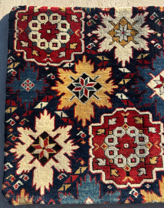 Circa 1870 Shirvan Yastık. Size: 44 x 62 cm