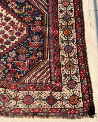 Circa 1880 Qhasqai Rug. Size:173 x 272 cm                         