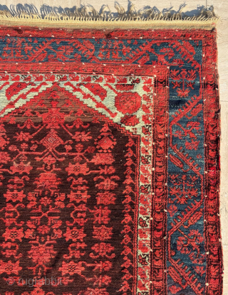Circa 1880 Komurcu Kula Rug. Size 143 x 185 cm