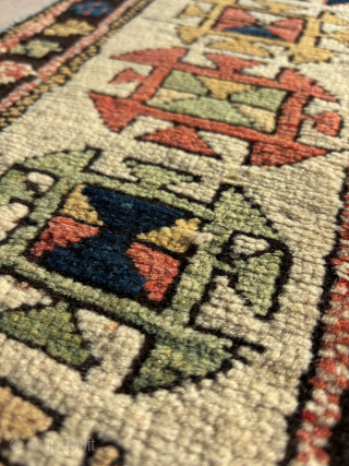 Late 19th Century Shirvan Rug. Size : 100 x 135 cm