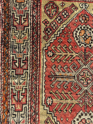 Circa 1870 Yuntdağ Rug. Size: 105 x 160 cm