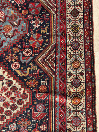 Circa 1880 Qhasqai Rug. Size: 173 x 272 cm                        