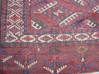 19th Century Yomud main carpet very nice green color and yellow som old Repair in the center the rest in good condition.           