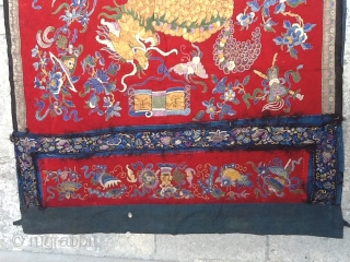 Chines textile 
Size: 0,88 x 090 .                          