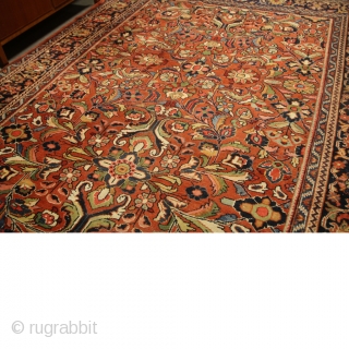 1920/30 Mahal Carpet
Little surface wear in places but generally ok.
Size330cm x 230cm                     