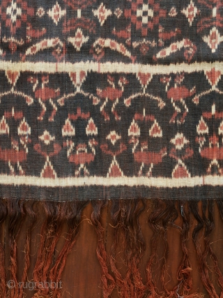 Flores sémba men’s shouldercloth

Indonesia, Flores, Ende; 1920 – 1940

Technique: Handspun cotton, natural dyes, warp ikat

This is an unusual and rare large textile made up of two long panels joined together along the  ...