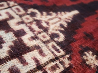 Balinese Double Ikat Textile (Geringsing), uncut warp 

Indonesia, Bali, Tenganan Pageringsingan, Bali Aga people, mid 20th century 

Handspun cotton, natural dyes, warp and weft ikat

Description: A fine example of the renowned double  ...