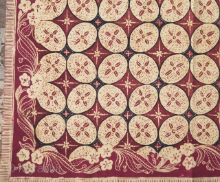 Javanese batik hipcloth (Kain Lepas)

Origin: Java, Banyumas, 1930 - 1950

Technique: Commercial cotton, natural dyes, hand-drawn (tulis) batik 

Description: The design has the unstudied grace of one of the oldest batik patterns called  ...