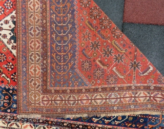 shiraz rug wonderful colors and excellent condition all original size 2,05x1,35 cm Circa 1900                   