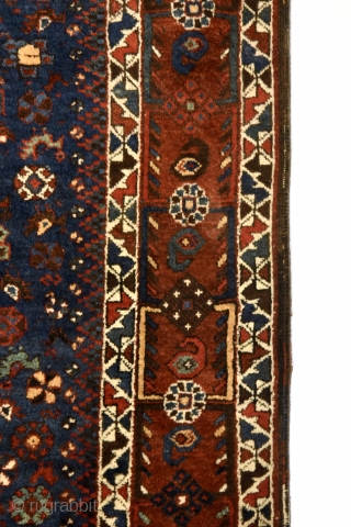 Persian Shiraz with wonderful natural colors and full pile. No damages, no repairs. 159cm x 144 cm                