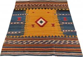 Persiam Kamoo Sofre / Sofreh Kilim with naturel dyes 
148x125cm
Shipping from Germany

PLEASE CONTACT ME ONLY DIRECTLY

Email: goekay.sargin@yahoo.de                