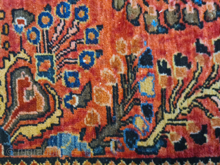 Antique reimported Persian Sarouk rug from the USA. These rugs were produced for the American market. Some pieces later ended up in Europe. ~ 1920 Dimensions: 101x151cm Even pile. Good condition. True  ...