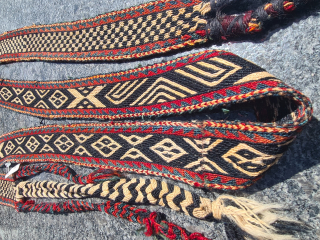 Antique tribal Bakhtiari/Bachtiari tent band, MALBAND from sw persia, 702 x 7 cm, natural dyes and tribal pattern
Please contact me only directly:
goekay.sargin@yahoo.de