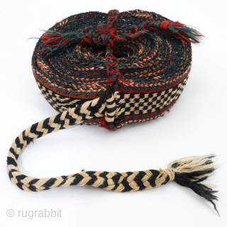 Antique tribal Bakhtiari/Bachtiari tent band, MALBAND from sw persia, 702 x 7 cm, natural dyes and tribal pattern
Please contact me only directly:
goekay.sargin@yahoo.de