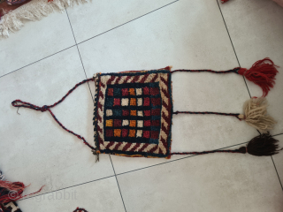 Tribal small Bakhtiari/Luri Gabbeh chanteh bag, 27x25cm
Lovely minimalistic nomadic pattern

Please contact me only directly:

goekay.sargin@yahoo.de                   