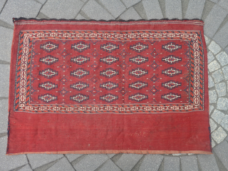 Antique Turkmen Yomut torba (chuval) in fine sumakh technique. Complete torba, including the back and upper finishing elements. Shows signs of wear consistent with age, but remains intact.115 x 80cm.
Please contact ...