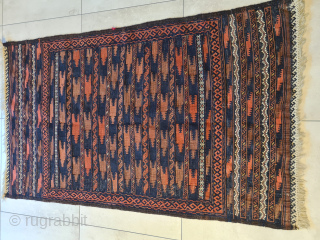 Nice tribal Baluch kilim with mixed technique (sumakh embroidery and kilim) with interesting pattern. 
Good condition and 

125x75cm

Please contact me only directly: 

goekay.sargin@yahoo.de          