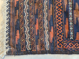 Nice tribal Baluch kilim with mixed technique (sumakh embroidery and kilim) with interesting pattern. 
Good condition and 

125x75cm

Please contact me only directly: 

goekay.sargin@yahoo.de          