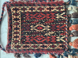 Antique Yomut Turkmen Spindle Bag IGSALYK from Central Asia. ~ 30x30cm without tassels. both sides knotted. 

Please contact me only directly:

Goekay.sargin@yahoo.de            