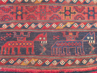 Antique opened Luri / Lori camelbag from southern Persia with rare animal and human pattern. Woven with sumakh-, lilim- and knot technique. 
Dimensions: ~ 110x220cm


Please contact me only directly: goekay.sargin@yahoo.de   