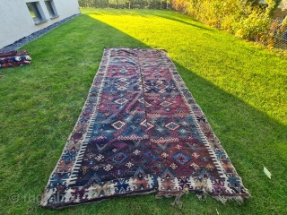 Rare antique turkish Aleppo Reyhanli Kilim 
~ 1800/1850
 170x365cm

all naturel dyes, embroided with cotton
wool on wool                 