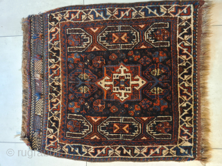 Antique Khamseh bag face. Good condition. Naturel dyes. ~ 60x60cm

Please contact me only directly:

goekay.sargin@yahoo.de                   
