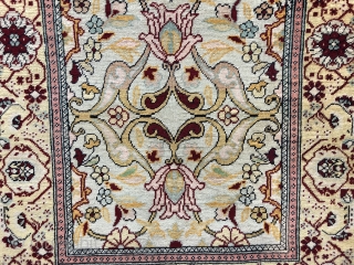 Anatolian Hereke Rug Size 100x149 cm / 3'3'' x 4'9''                       