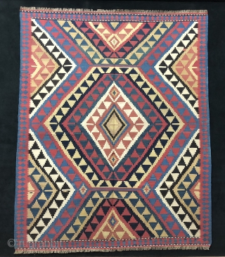 Caucasian Sahnazar Kilim Size 157x192 cm / 5'2'' x 6'3''                       