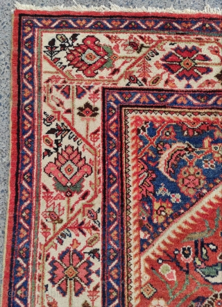 Persian Mahal Carpet 

Circa 1890

Size : 260x365 cm                         