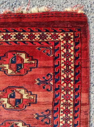 Turkmen Yamud

Circa 1870

Size : 80x123 cm                           