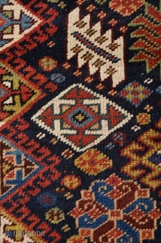 Qhasqai Shekarlu Rug

Size : 165x220 cm

Circa 1870                          