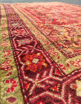 Karabag Rug

In good condition

Size : 133x197 cm

                          