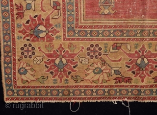 Tuduk  Carpet 

Size : 105x165 cm                          