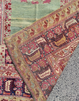 Gördes Carpet 

Circa 1870

Size : 146x217 cm 

                         