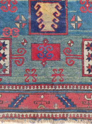 Karacoph Rug 

Size : 160 x 210 cm 

Circa 1850 

RR has an email problem please reach me directly on this email : alpagutrugs@gmail.com         