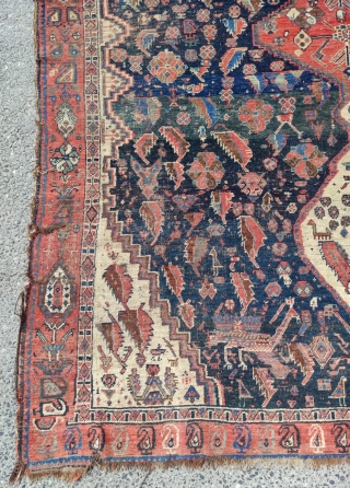 Khamseh Carpet 

Size : 180x275 cm
                           