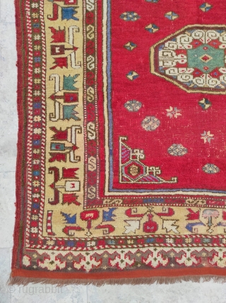 Mihalic Rug 

Size : 100 x 140 cm 

Circa 1870s 

Please contact me directly : alpagutrugs@gmail.com                 